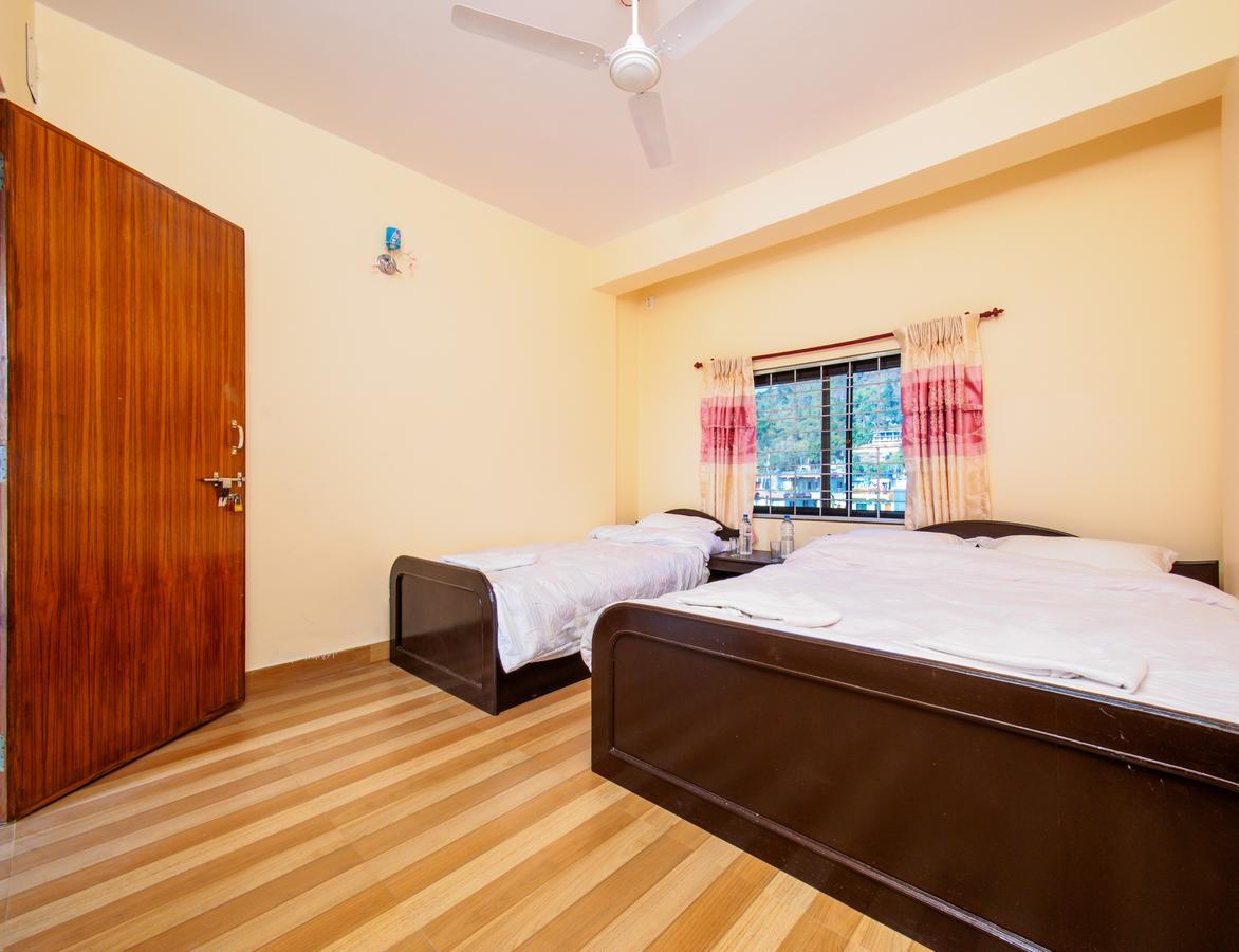 Hotel Sunflower Pokhara Exterior photo